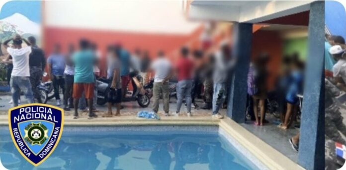 Policía detiene a 82 personas participaban en fiesta clandestina en La Romana