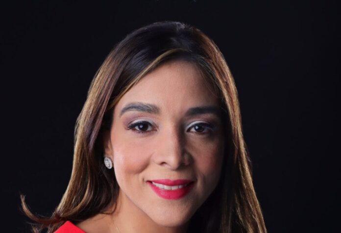 Roselyn Amaro Bergés, nueva VP ejecutiva