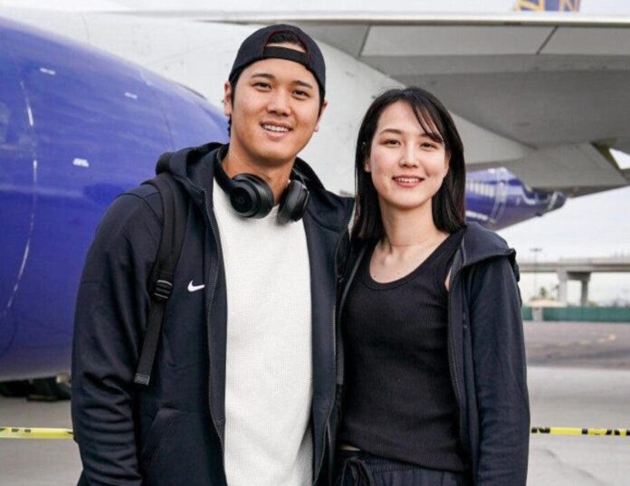 Shohei Ohtani revela foto de su nueva esposa en redes a su llegada a Corea