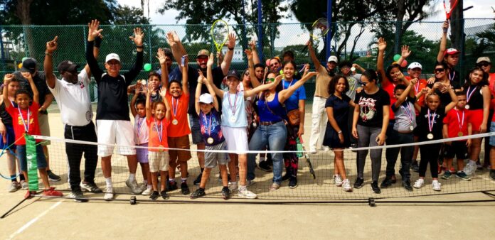 Sigue el Festival de Colores de Fedotenis en Casa de España