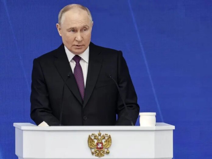 Putin ordena reducir la cantidad de deberes escolares para los colegiales rusos