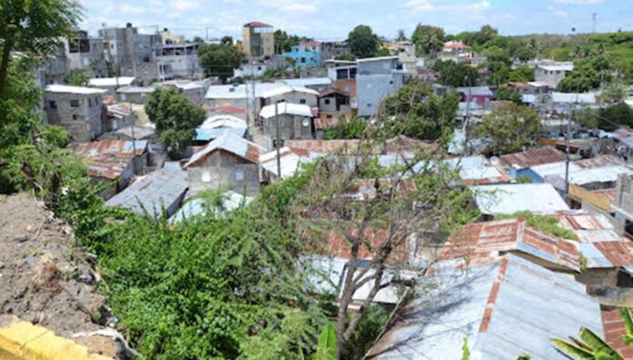 Migración apresa 112 haitianos ilegales y decenas se fueron