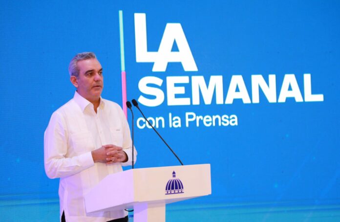 Abinader realizará este lunes encuentro LA Semanal con la Prensa desde Santiago