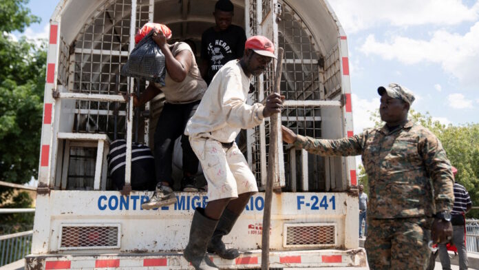 Amnistía Internacional insta a Gobierno dominicano frenar “políticas migratorias racistas”