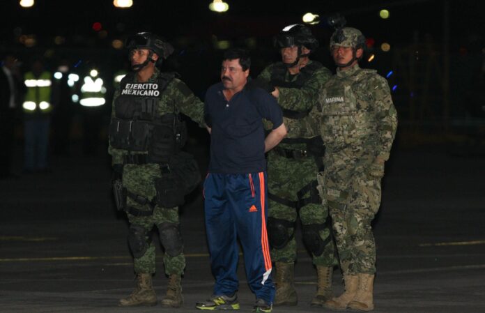 El Chapo pide restablezcan sus privilegios de llamadas y visitas en prisión de máxima seguridad