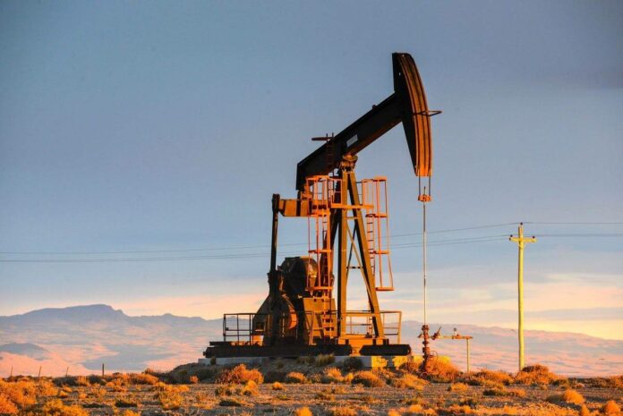 El petróleo de Texas sube un 0,63 %, hasta 83,21 dólares el barril