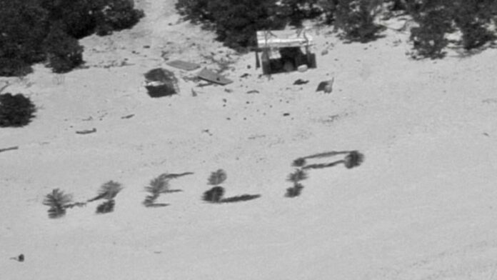 Los náufragos rescatados en una isla desierta tras escribir «ayuda» en la arena de una playa
