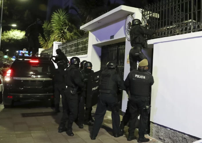 México rompe lazos diplomáticos con Ecuador tras incursión policial en embajada en Quito