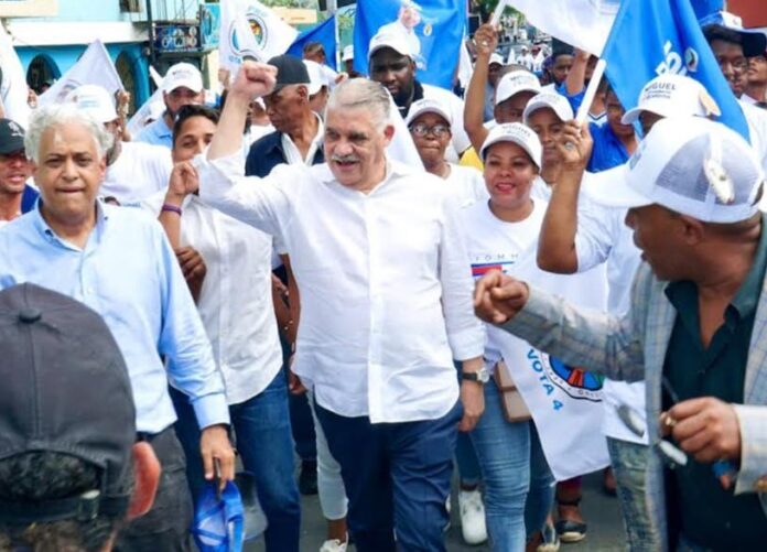 Miguel Vargas saluda creación Consejo Presidencial Transición