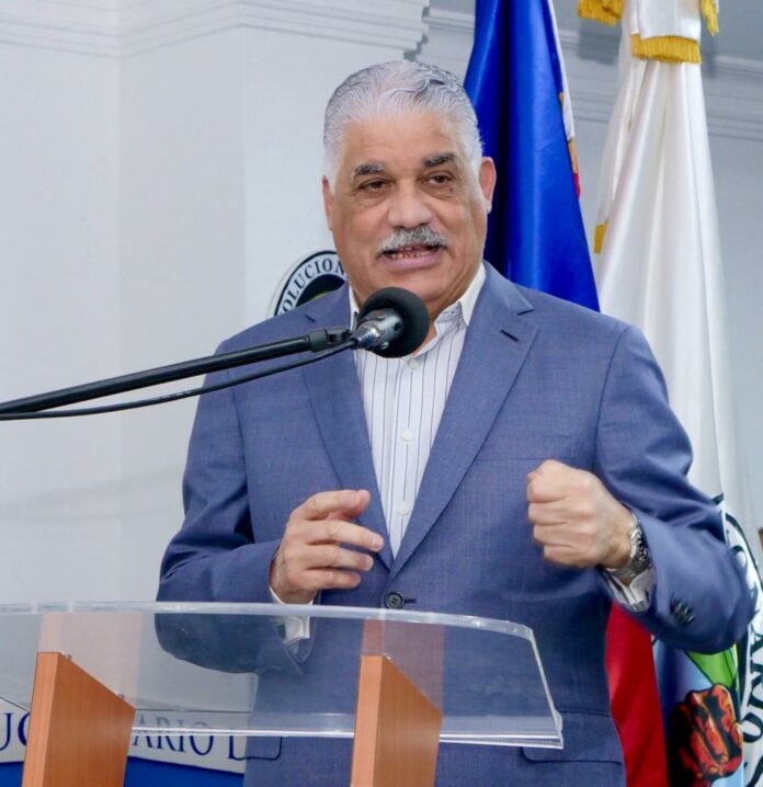 Miguel Vargas saluda definición del Consejo Presidencial de Transición en Haití
