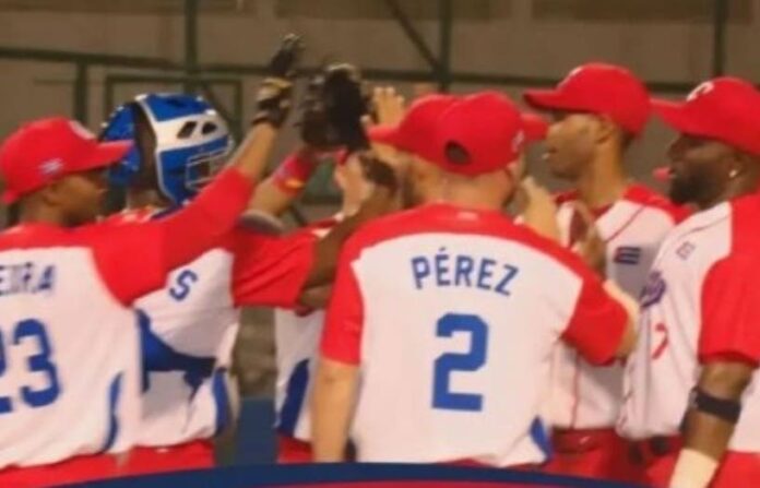 Pitcheo cubano neutraliza ofensiva de RD en softbol