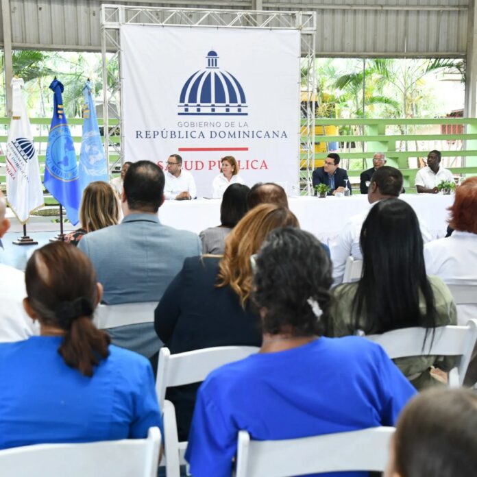 Inician campaña “Familia Anti-Dengue” en 25 centros educativos de RD