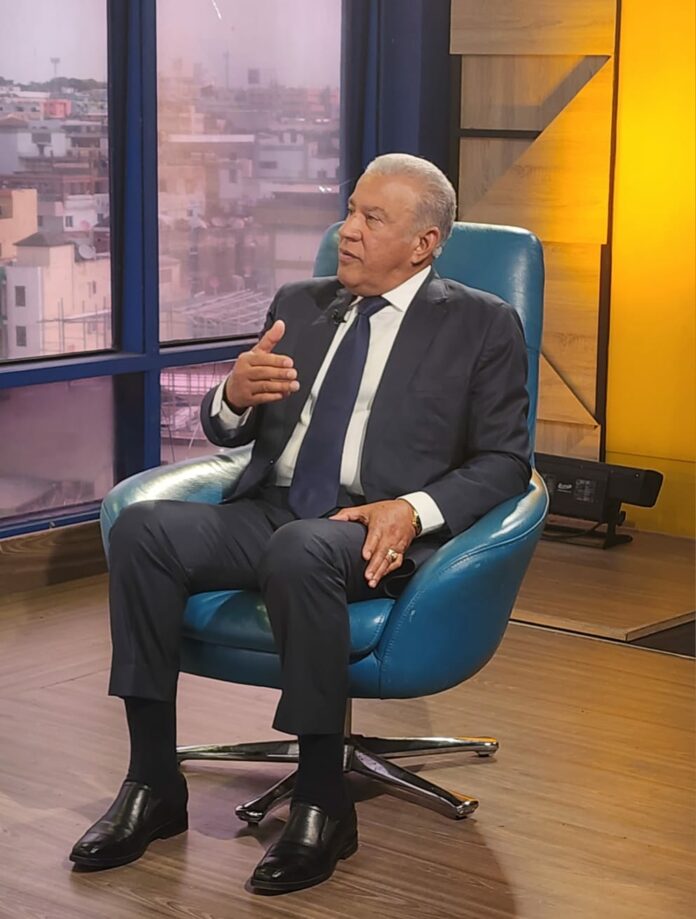 Andrés Bautista advierte al PRM: Prioridad es apoyar obra de gobierno de Abinader