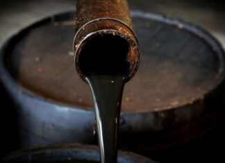 El petróleo de Texas abre con una subida del 0,66 %, hasta 79,78 dólares el barril