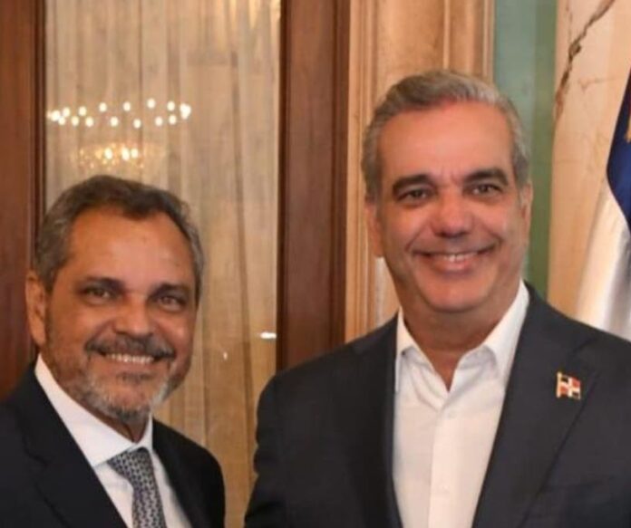 Junior Noboa: “Abinader ha dado apoyo al béisbol”