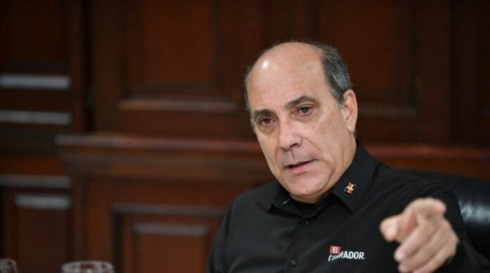 Roque Espaillat y PED cerrarán campaña