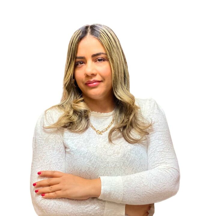 Renuncia de FP Wendy Vásquez, candidata diputada por Santiago