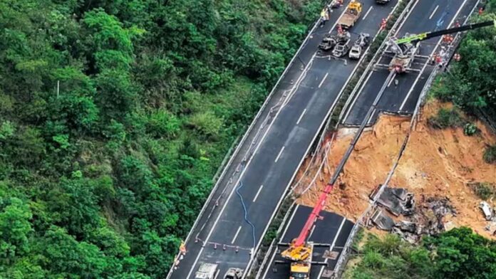 Subió a 48 el número de muertos tras el colapso de una autopista en el sur de China