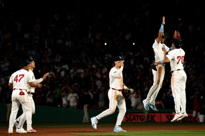 Boston se lleva la primera serie de la temporada ante los Yankees