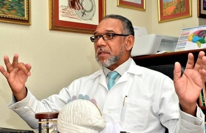 Segundino Palacio, experto en psiquiatría trata crímenes en hogares como un trastorno de la personalidad.