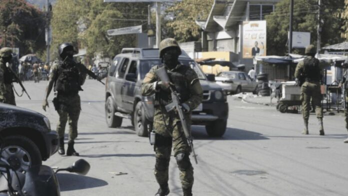 Asesinan tres miembros de la unidad antipandillas de la Policía haitiana