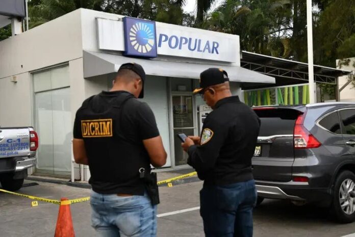 Banco Popular | Policía realiza levantamiento de cámaras para esclarecer asalto