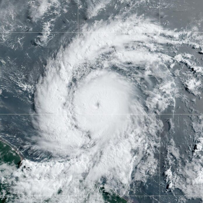 Beryl se proyecta como huracán categoría 4 «muy peligroso»