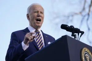 
El Partido Republicano apunta a una orden ejecutiva de Biden sobre el registro de votantes antes de las elecciones de otoño
