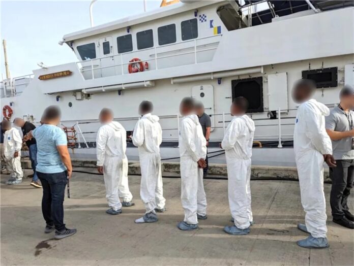 Incautan 245 kilos de cocaína y detienen 9 presuntos traficantes en PR