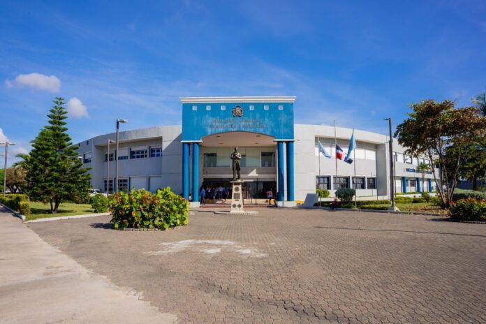 Migración exhorta a ciudadanos sacar a tiempo permisos a menores para viajar