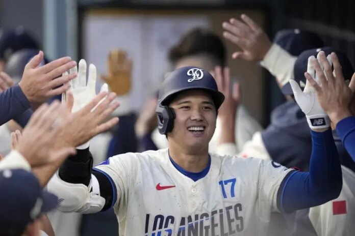 Ohtani pega otro jonrón ante su equipo anterior y Dodgers derrotan 7-2 a Angelinos