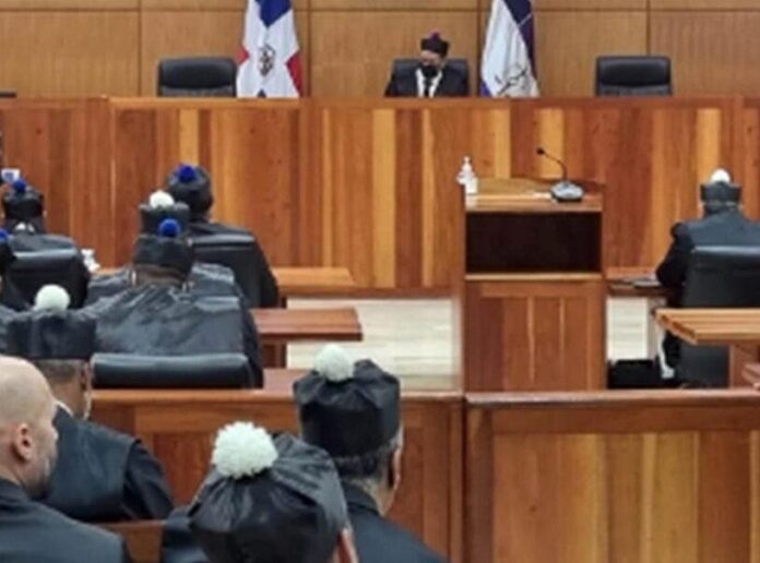 Testigos dejan dudas sobre anomalías habría en Fonper