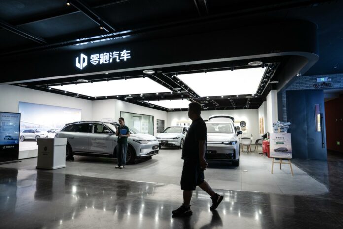 Unión Europea impondrá 38% de arancel a vehículos eléctricos chinos