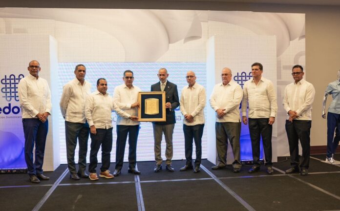 Fedotex reconoce compromiso del Gobierno para el crecimiento de la industria textil y calzados