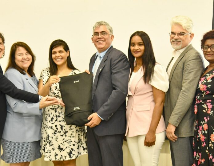 Ministerio de Salud y SNS fortalecen acciones para reducir mortalidad materna