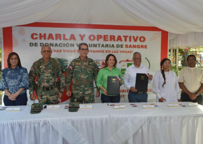 Banco de Sangre FFAA firma convenio y realiza operativo de donación voluntaria