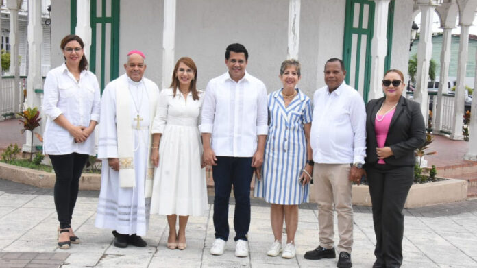 Turismo inicia reconstrucción de calles en San Felipe de Puerto Plata