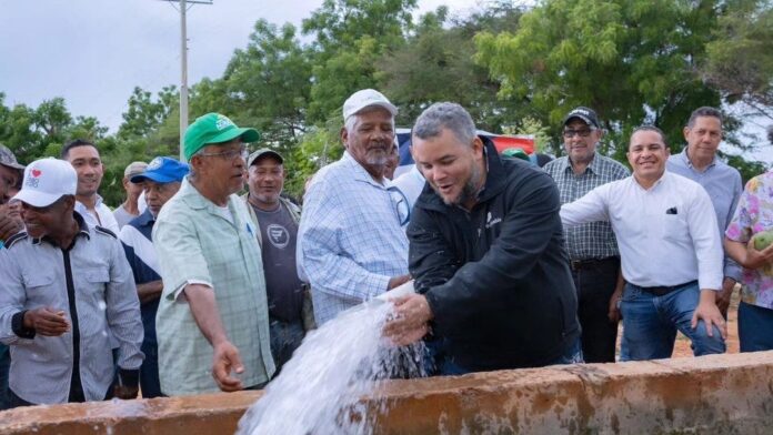 FEDA entrega pozos irrigarán 3,500 tareas en Pedernales