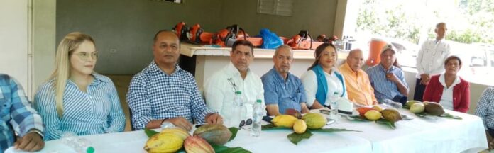 Agricultura inicia programa de apoyo a cacao con RD$100 MM