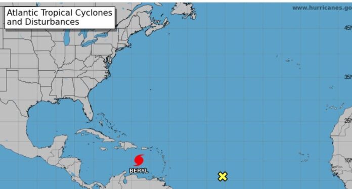 Beryl se dirige a Jamaica como un huracán de categoría 5; amenaza el sur de RD y Haití