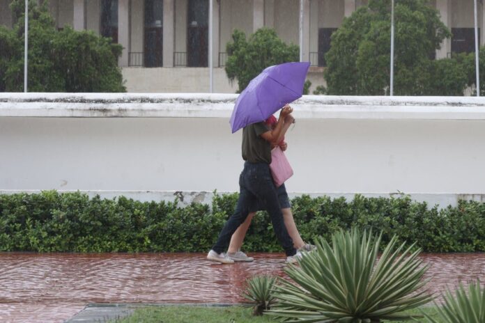 Clima en RD: Pronostican lluvias y polvo del Sahara para este semana