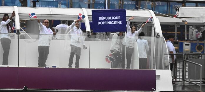 Con inédita ceremonia de apertura, inician Juegos Olímpicos París