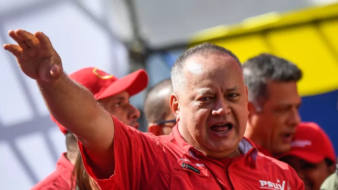 Diosdado Cabello llamó a tomar las calles y crece la tensión en Caracas