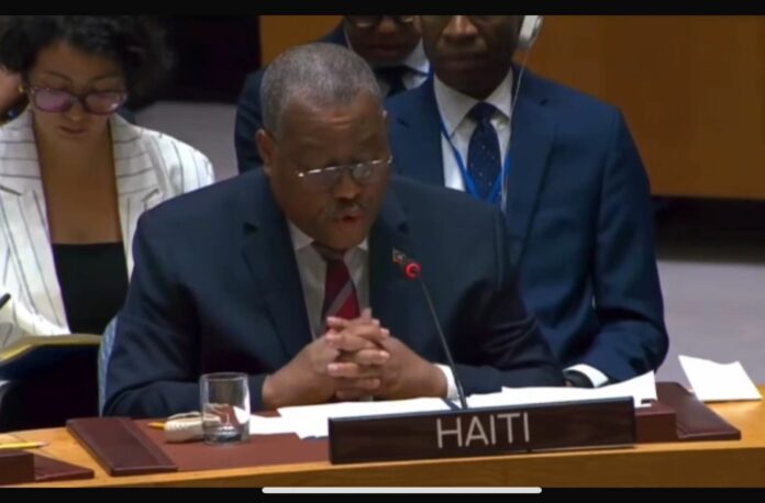 El primer ministro de Haití afirma recuperará territorio barrio por barrio y ciudad por ciudad