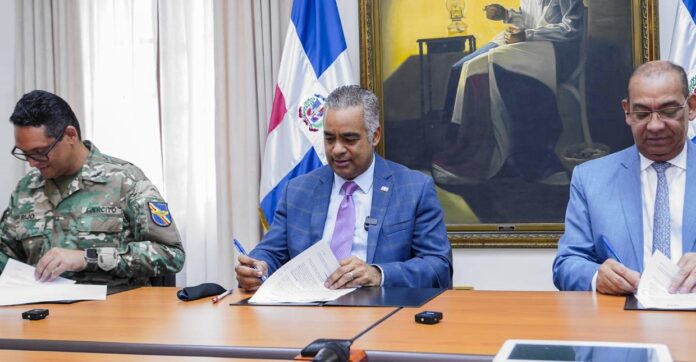 Firman convenio para tratar de mejorar la seguridad vial