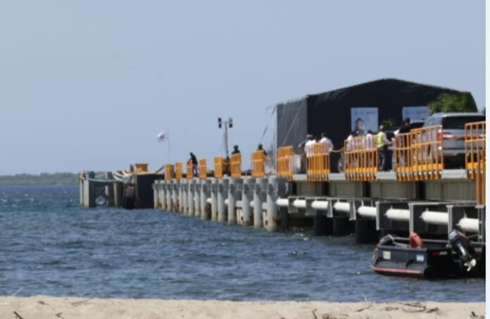 Inaugura muelle de Manzanillo; inician terminal marítima