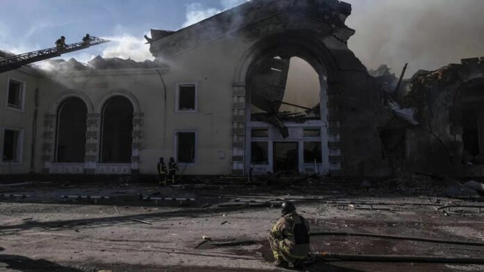 La guerra continúa amenazando patrimonio mundial en Ucrania, según la Unesco