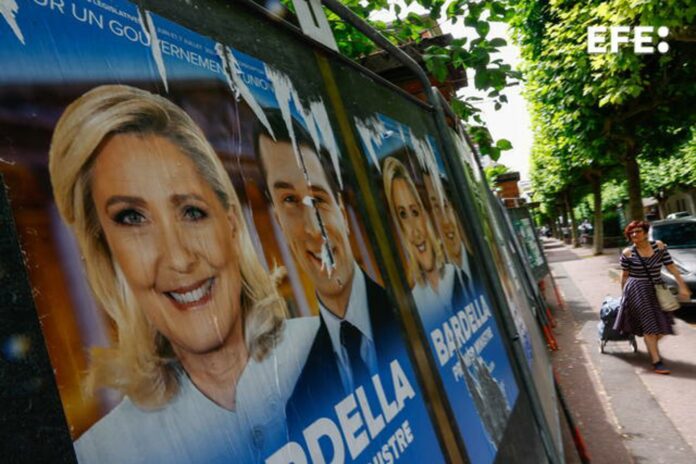 Ultraderecha gana en Francia y podría lograr la mayoría absoluta en el parlamento