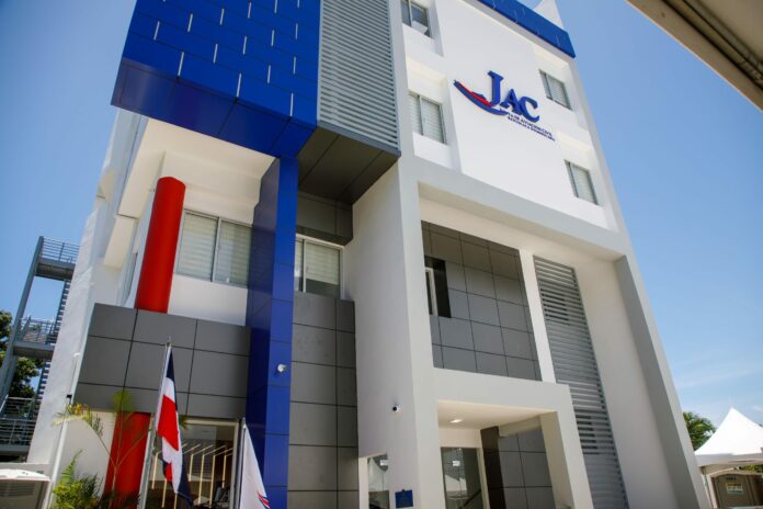 Remodelan oficinas de la Junta de Aviación Civil (JAC)