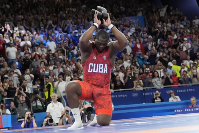 ¡Mijaín López hace historia! Primer atleta en ganar un quinto oro consecutivo